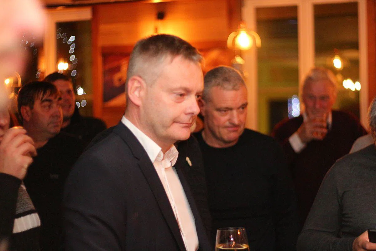 Odziv slovenjgraškega župana glede skakalnice v bazenskem kompleksu