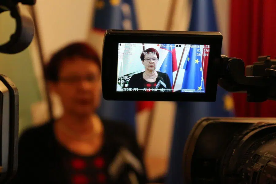 Črnjanska županja se je odzvala na pomoč fantu, ki so mu ukradli kolo. Podarila mu ga bo občina