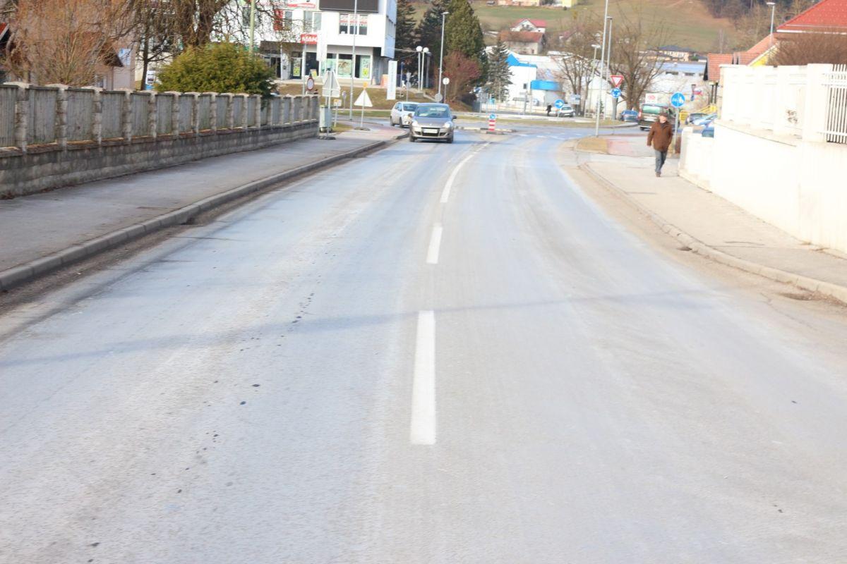 3. razvojna os: Na potezi je Šarčeva vlada, Verhovnik napovedal državljansko nepokorščino v Ljubljani