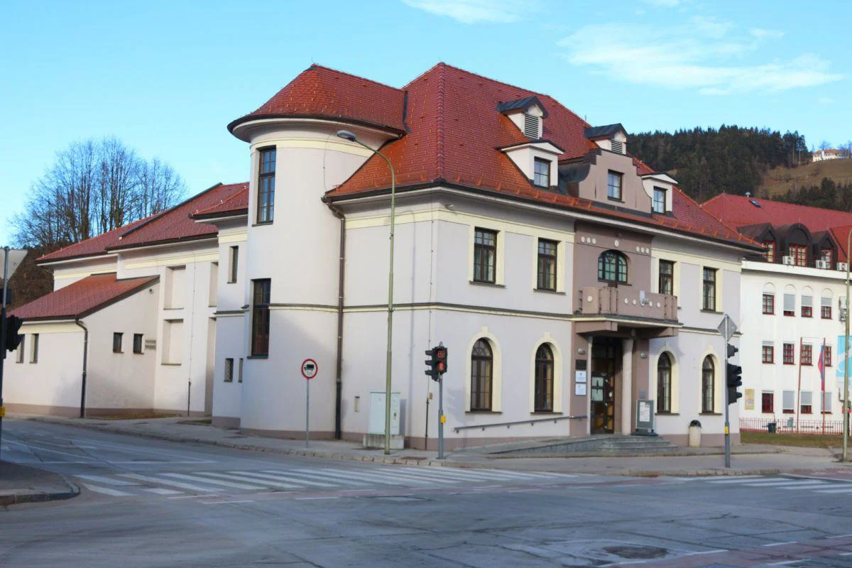 Prah po odstopu Horvata z mesta direktorja KD Slovenj Gradec se še ni polegel