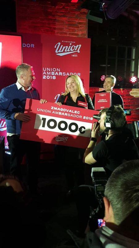 Korošica Urška Bricman iz Punkta zmagala v točenju piva