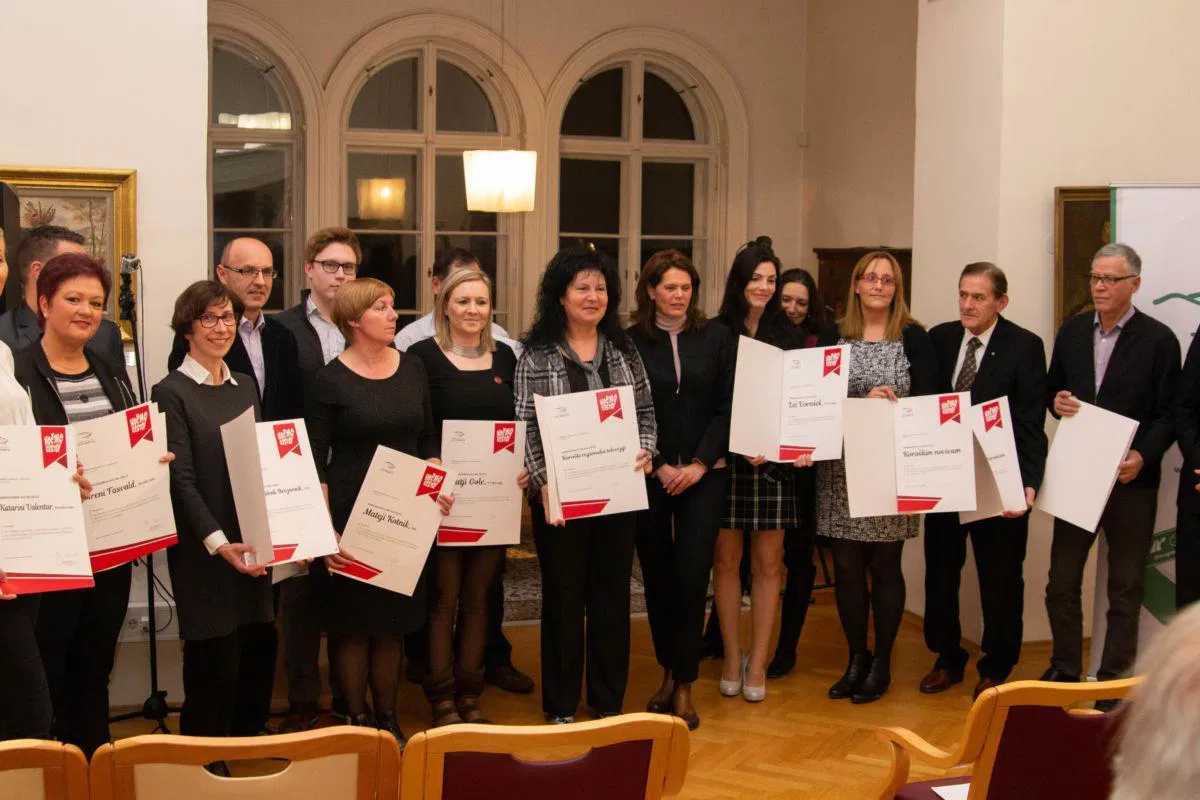 Ambasadorjem hitre ceste podeljeni častni nazivi