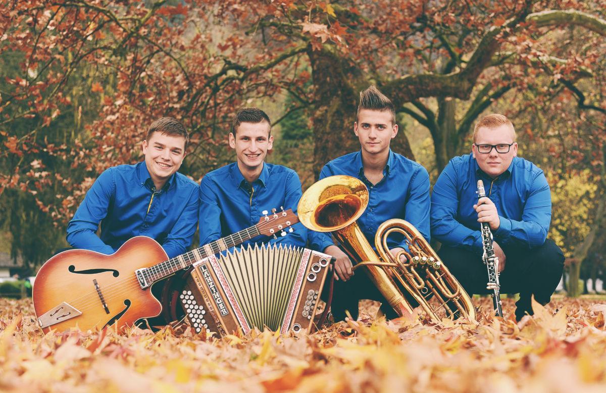 Ansambel Pik - »Vsak je svoje sreče kovač«