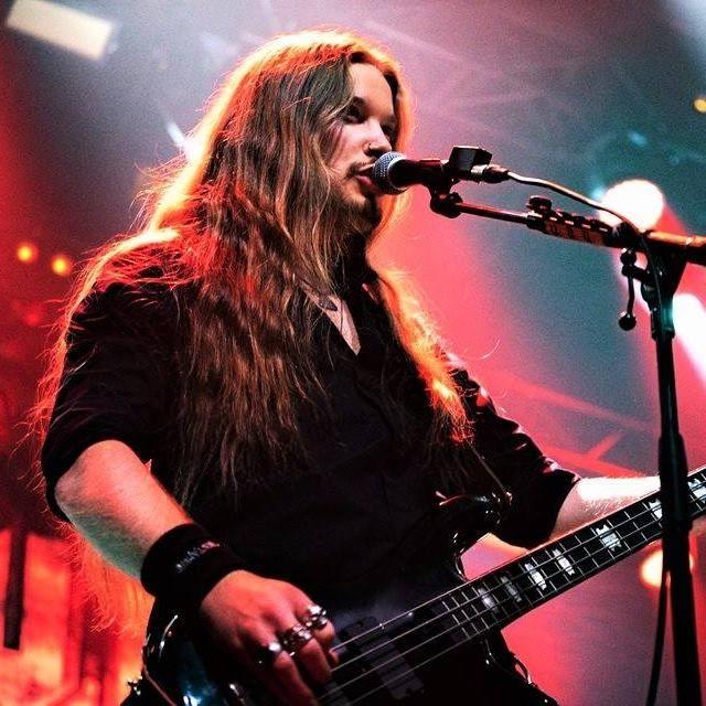 Ravenčan Tilen Hudrap na odru s svetovnimi zvezdami