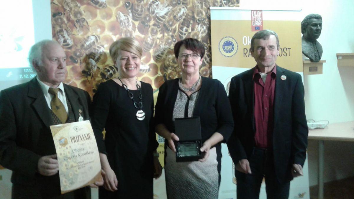 Po osvojenih dveh 2. mestih je Črna letos postala Čebelam najbolj prijazna občina