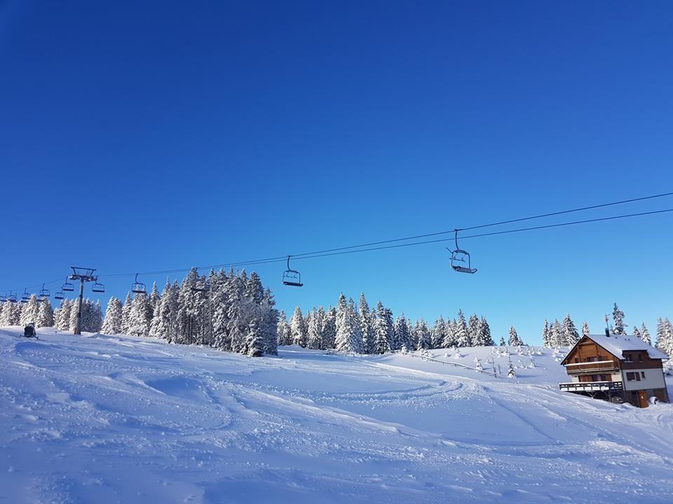 V petek otvoritev smučarske sezone na Kopah