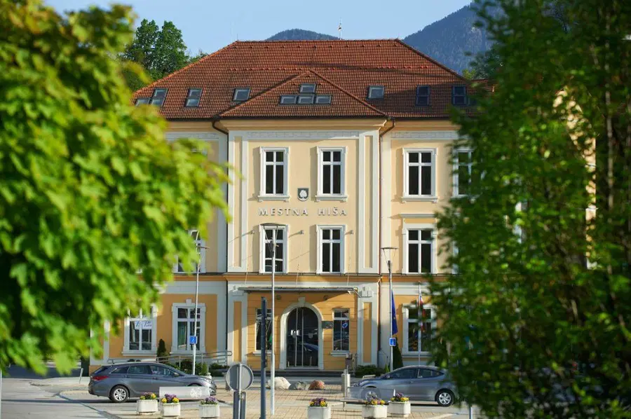 Del loterijskega zneska bo namenjen ureditvi krožišča na Javorniku