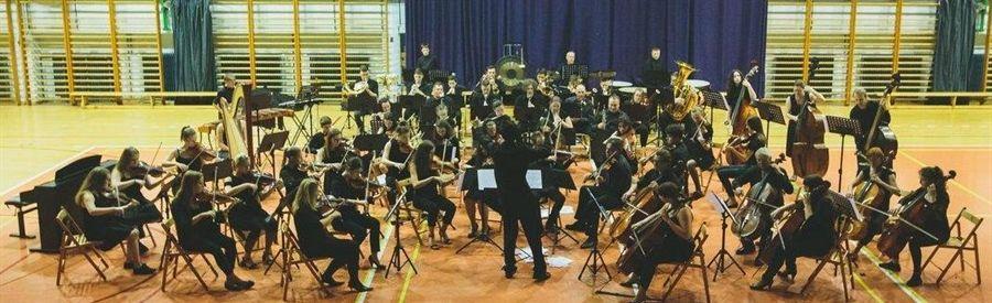 Miklavžev koncert simfoničnega orkestra - "Koroški simfoniki" in baletnega oddelka