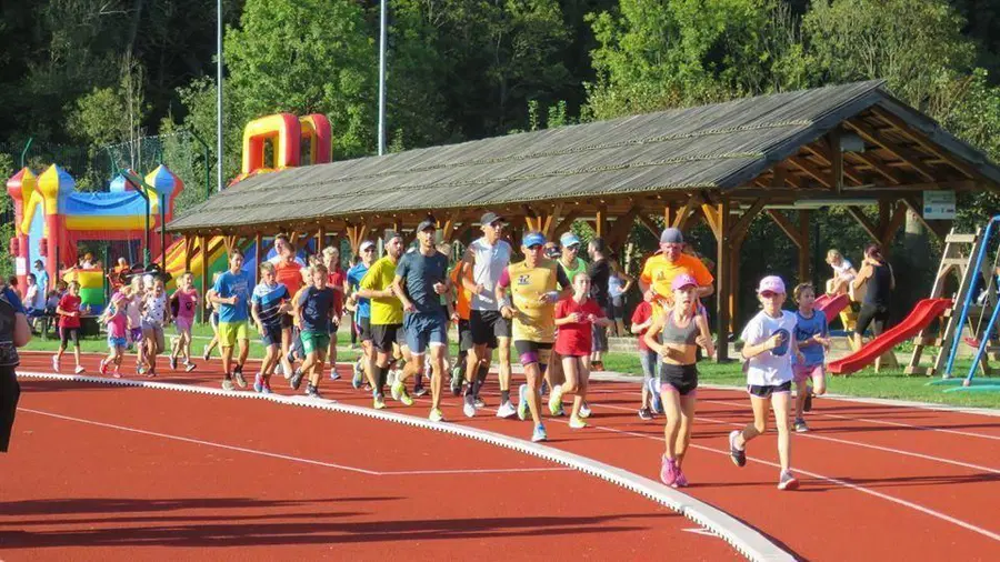 V Črni danes maraton kralja Matjaža