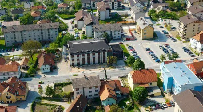 Na Prevaljah zagorele saje v dimniku