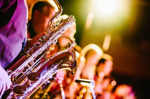 Danes na Ravnah Miklavžev koncert Hudournikov