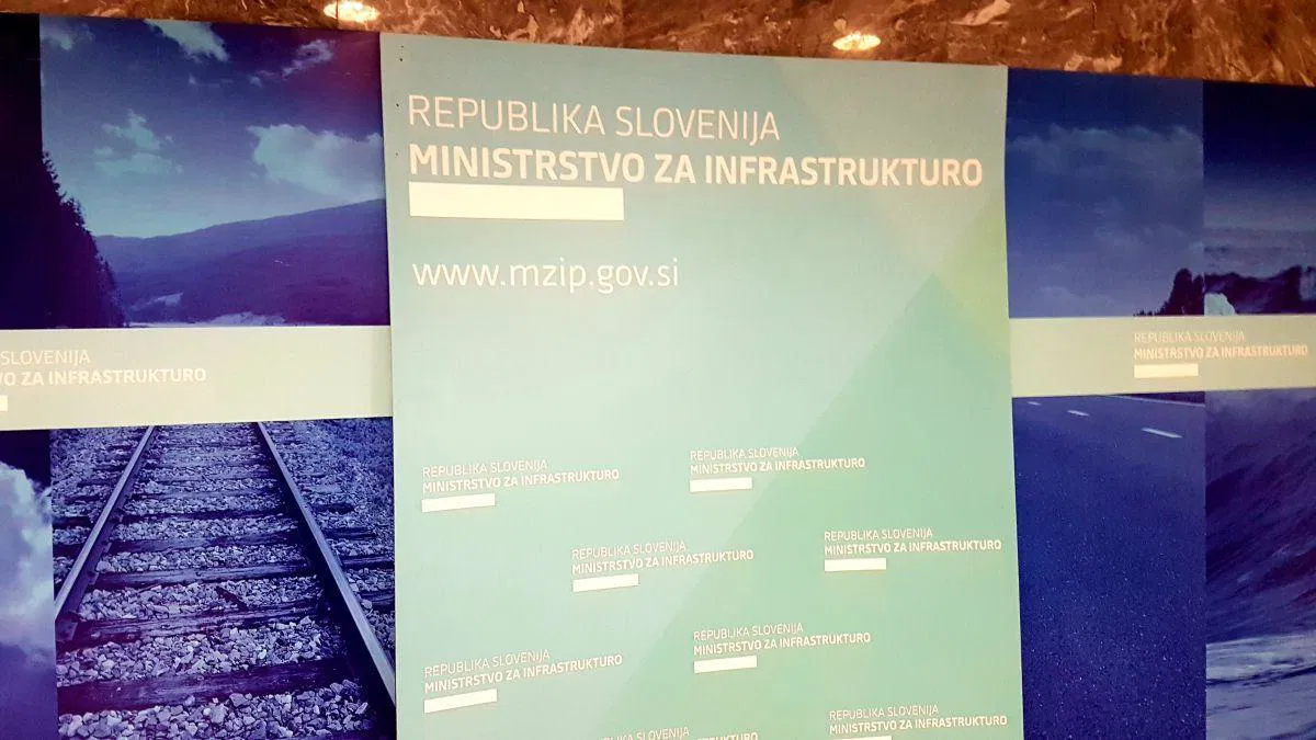 V Mladinski iniciativi za 3. razvojno os so šokirani in razočarani - Korošci v prihodnjem letu (še) ne bomo dočakali pričetka gradnje 3. razvojne osi