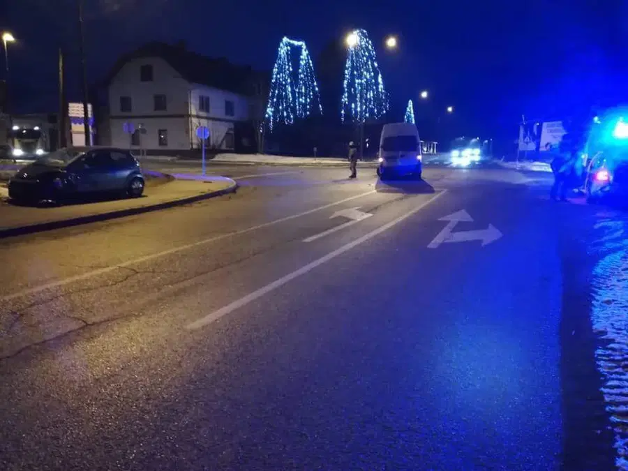 FOTO: Prometna nesreča v Kotljah