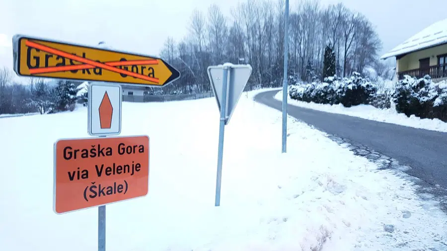 Cesta prek Graške gore ostaja zaprta do konca marca