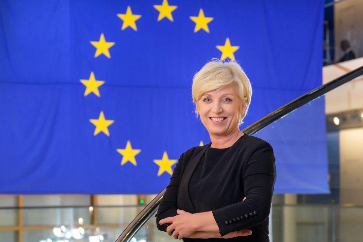 INTERVJU: Evropska poslanka Romana Tomc - glas koroških družin v Bruslju