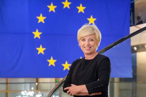 INTERVJU: Evropska poslanka Romana Tomc - glas koroških družin v Bruslju