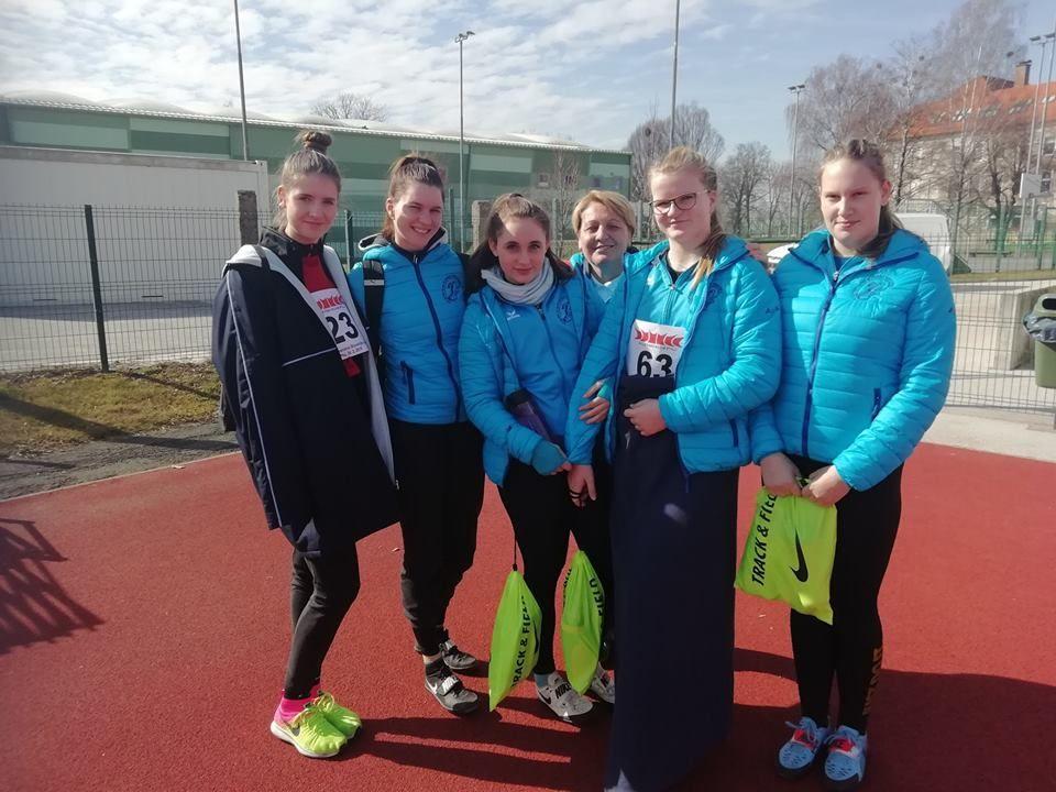 Članice AK Slovenj Gradec na državnem prvenstvu do dveh osebnih rekordov in treh medalj