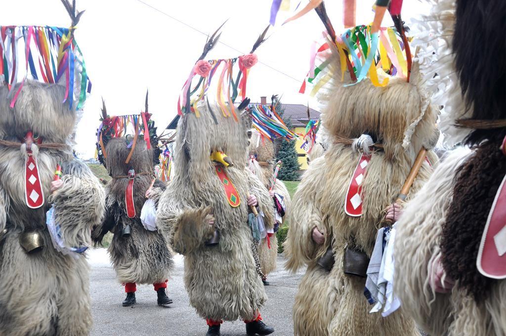 Pripravite robčke, kurenti bodo obiskali Koroško