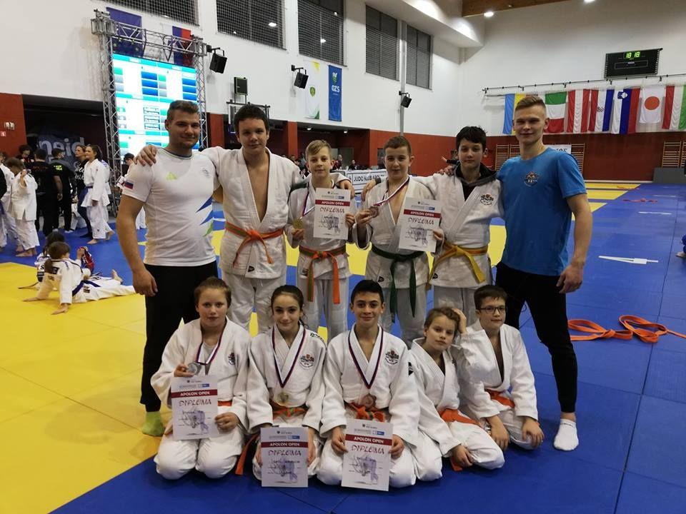 Slovenjgraški judoisti v Hočah osvojili lepo bero odličij