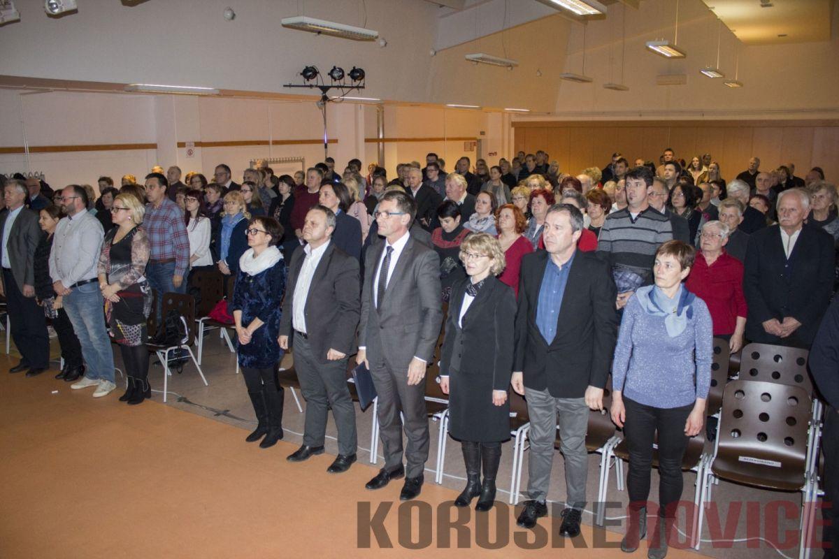 VIDEO in FOTO: V Mislinji s kulturnim programom počastili današnji praznik