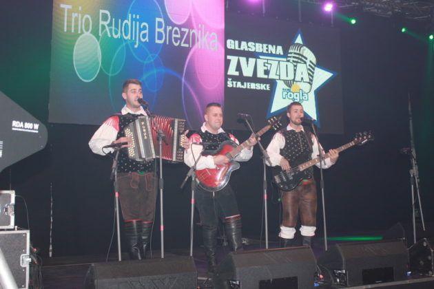 Glasbena zvezda Štajerske: Laskavi naziv Nuši Pliberšek. Navijači zasedbe Trio Rudija Breznika med najglasnejšimi