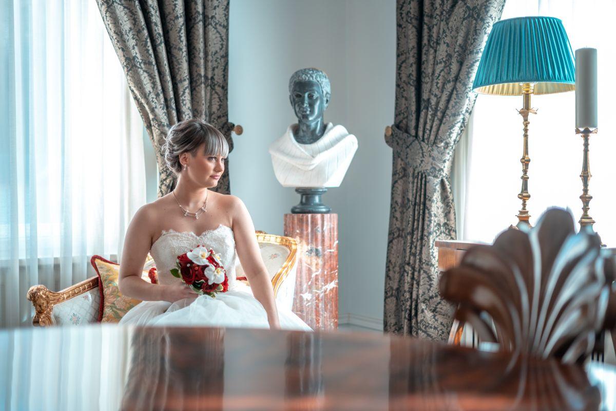 FOTO: Poročni sejem v Dvorcu Bukovje: Ponudniki predstavili nove trende svečanih dogodkov