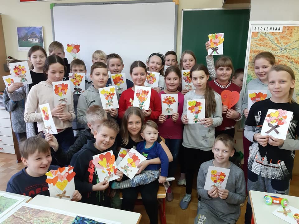 Srčna pisma in Mednarodni pohod z rdečimi baloni v podporo otrokom z redkimi boleznimi