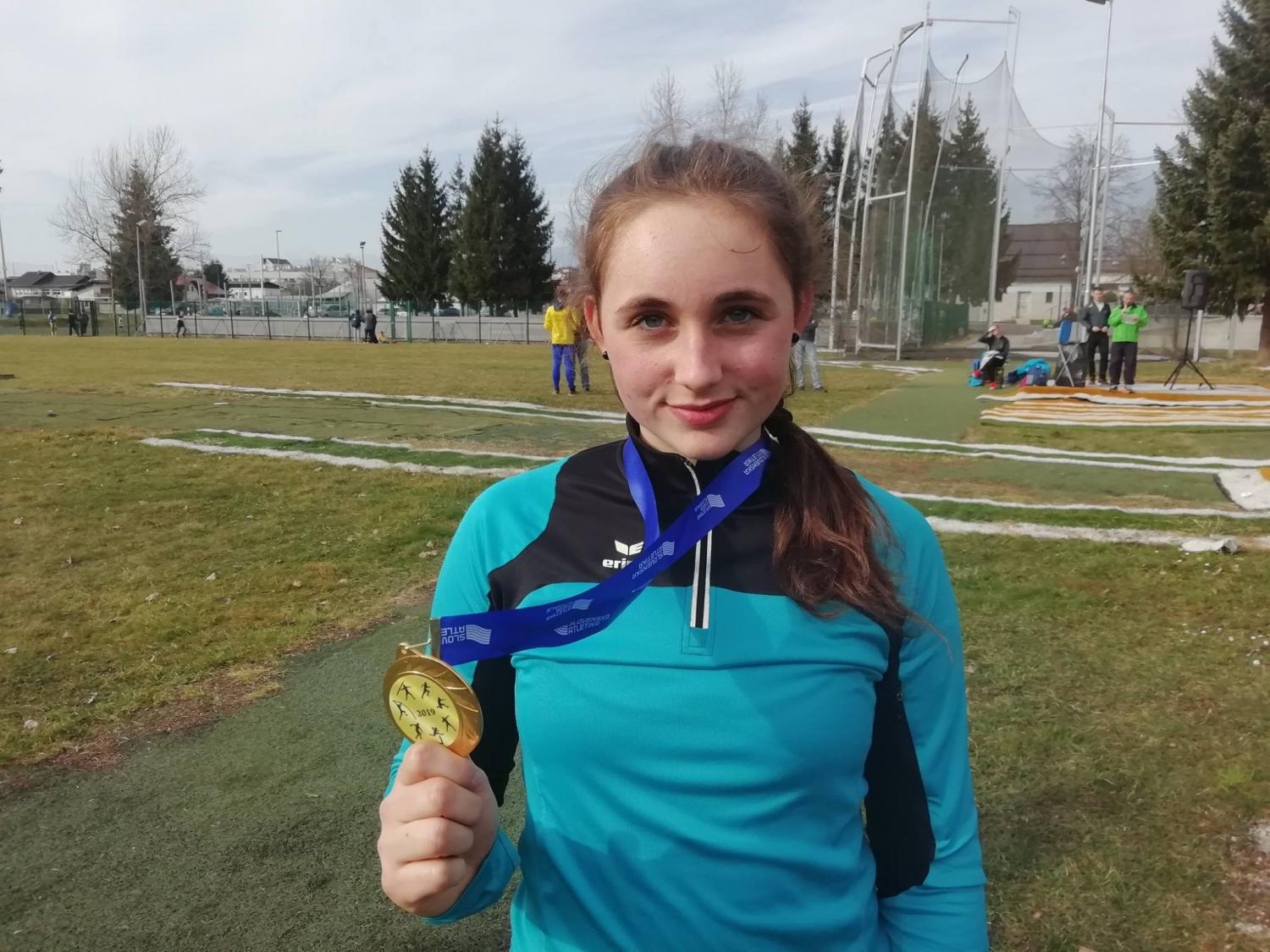 FOTO: Novi izjemni dosežki atletinj Atletskega kluba Slovenj Gradec