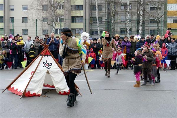 Pustna sobota na Koroškem: Pester nabor prireditev z bogatimi nagradami
