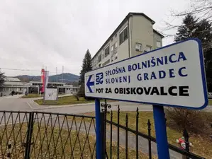 Pet bolnišnic, med njimi tudi SB SG, v petmesečju s skupaj več kot sedmimi milijoni izgube