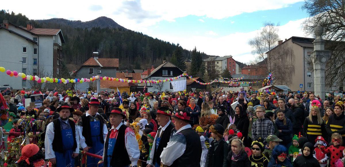 FOTO: 64. Pustni karneval v Mežici postregel s presežniki