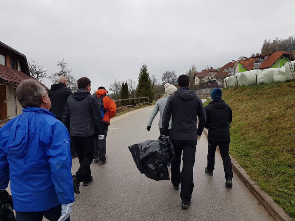 Na Koroškem potekajo številne čistilne akcije z bogatim spremljevalnim programom
