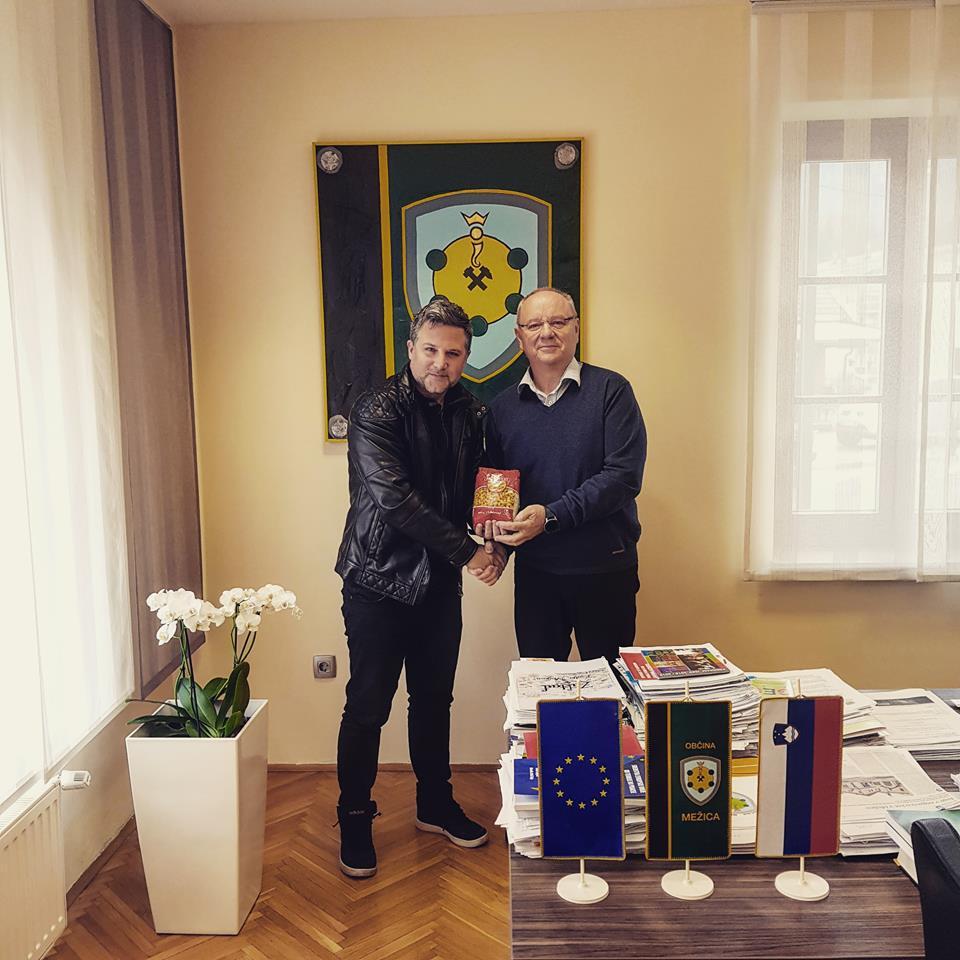 V Mežici bo prvi festival makaronflajša (in tife)