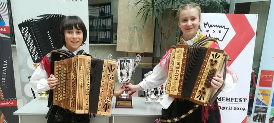 FOTO: Danaja in Gašper med najboljšimi na 7. MehFestu v Beogradu