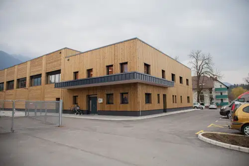 Bo večnamenska dvorana v Kotljah dobila ime po bratih Kuhar?