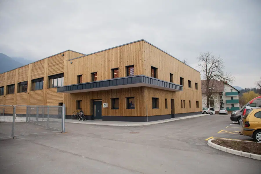 Bo večnamenska dvorana v Kotljah dobila ime po bratih Kuhar?