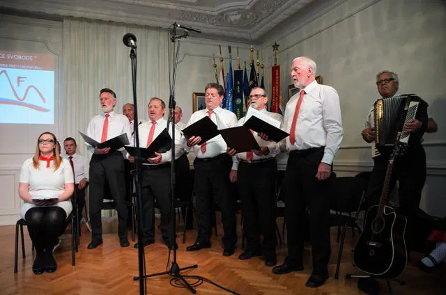 Proslava ob dnevu upora proti okupatorju (FOTO)