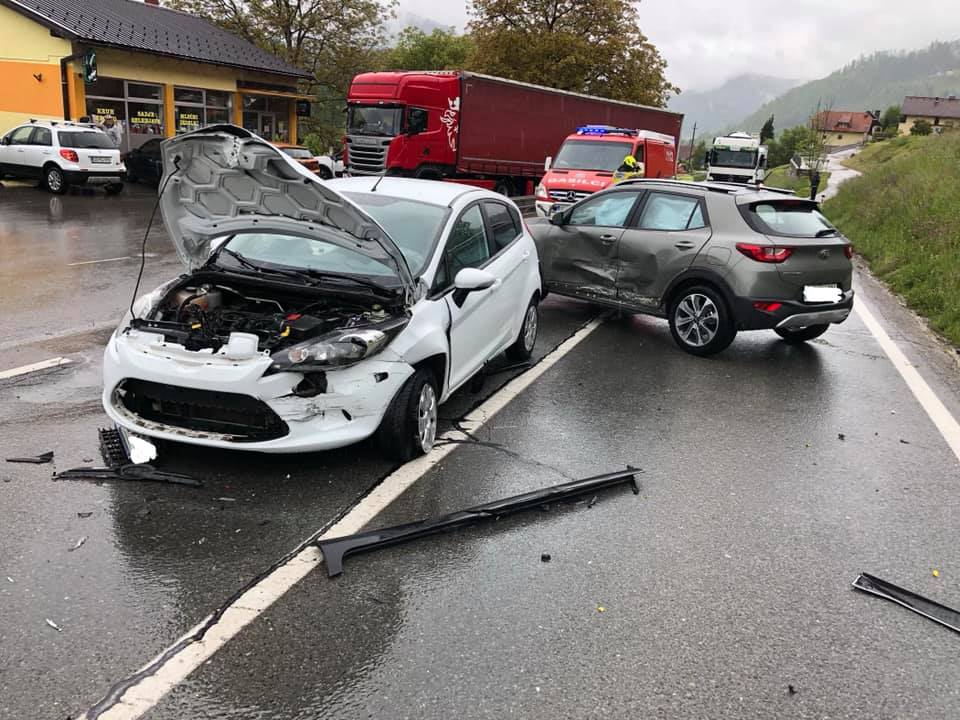 V jutranji nesreči na Gortini ena oseba prepeljana v bolnišnico
