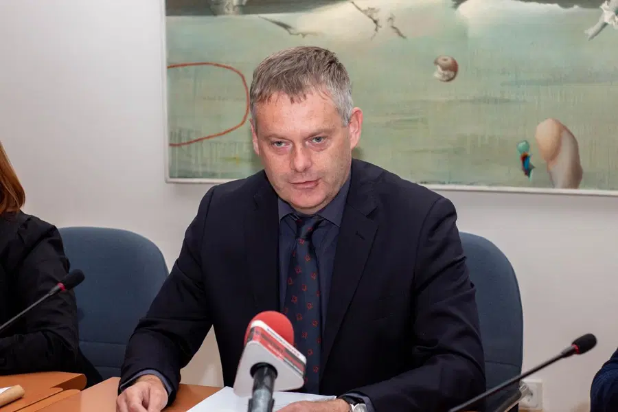 Slovenjgraški župan o odstopu direktorja KD Slovenj Gradec (VIDEO)