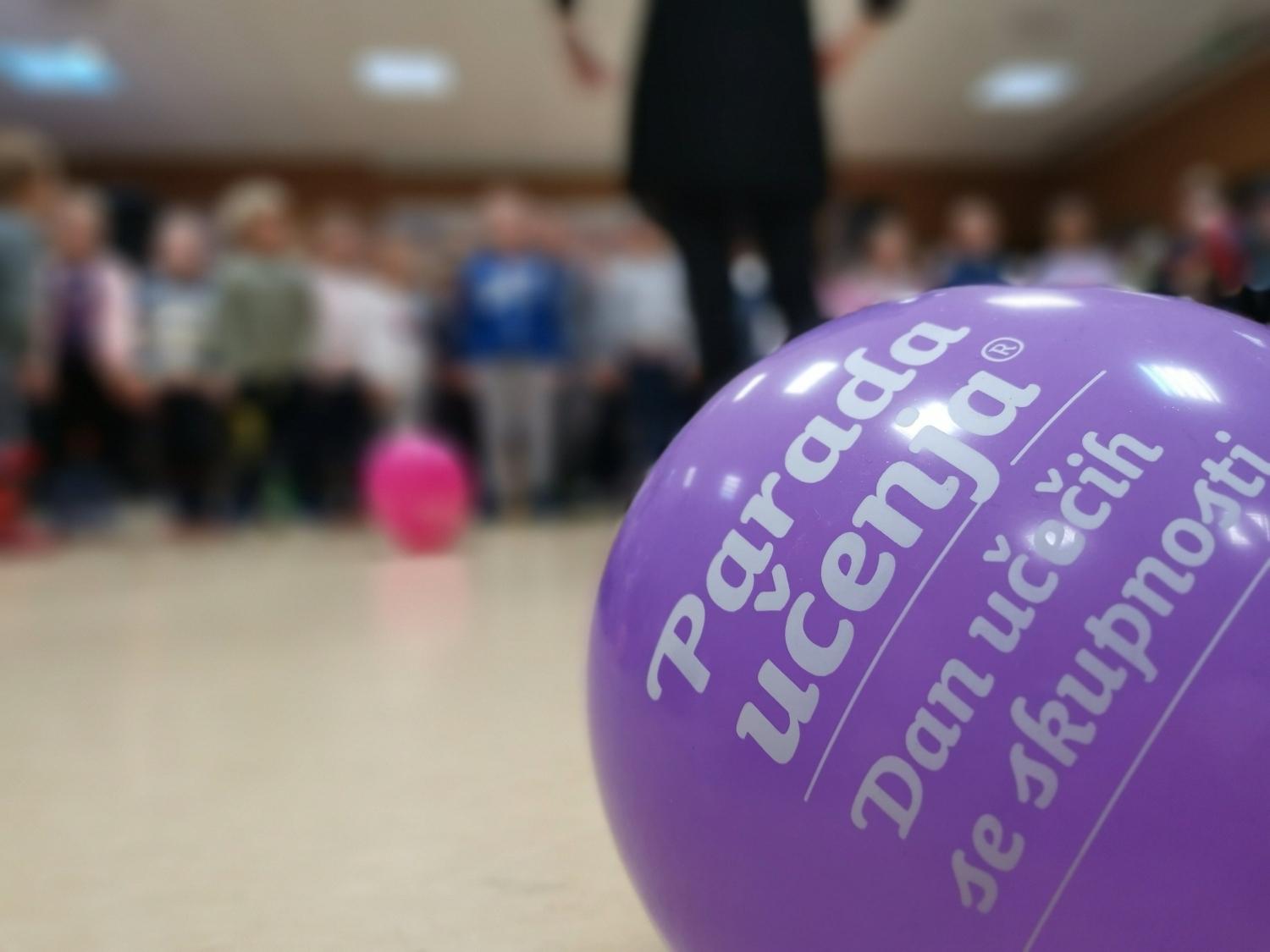 V Slovenj Gradcu poteka Parada učenja - "Mar mi je" (FOTO in VIDEO)