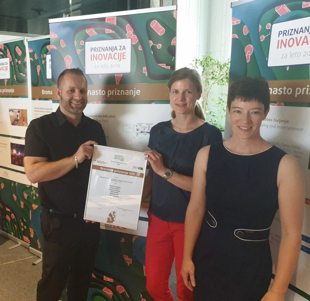 Skupina SIJ prejemnik bronastega priznanja za elektronsko aplikacijo Minuta za varnost