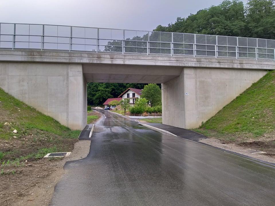 Ob zaključku rekonstrukcije podvoza v Podklancu ugotovljene manjše pomanjkljivosti
