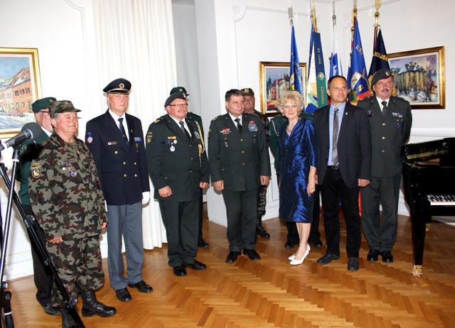 V Dvorcu Bukovje so v petek z glasbo proslavili dan državnosti (FOTO)