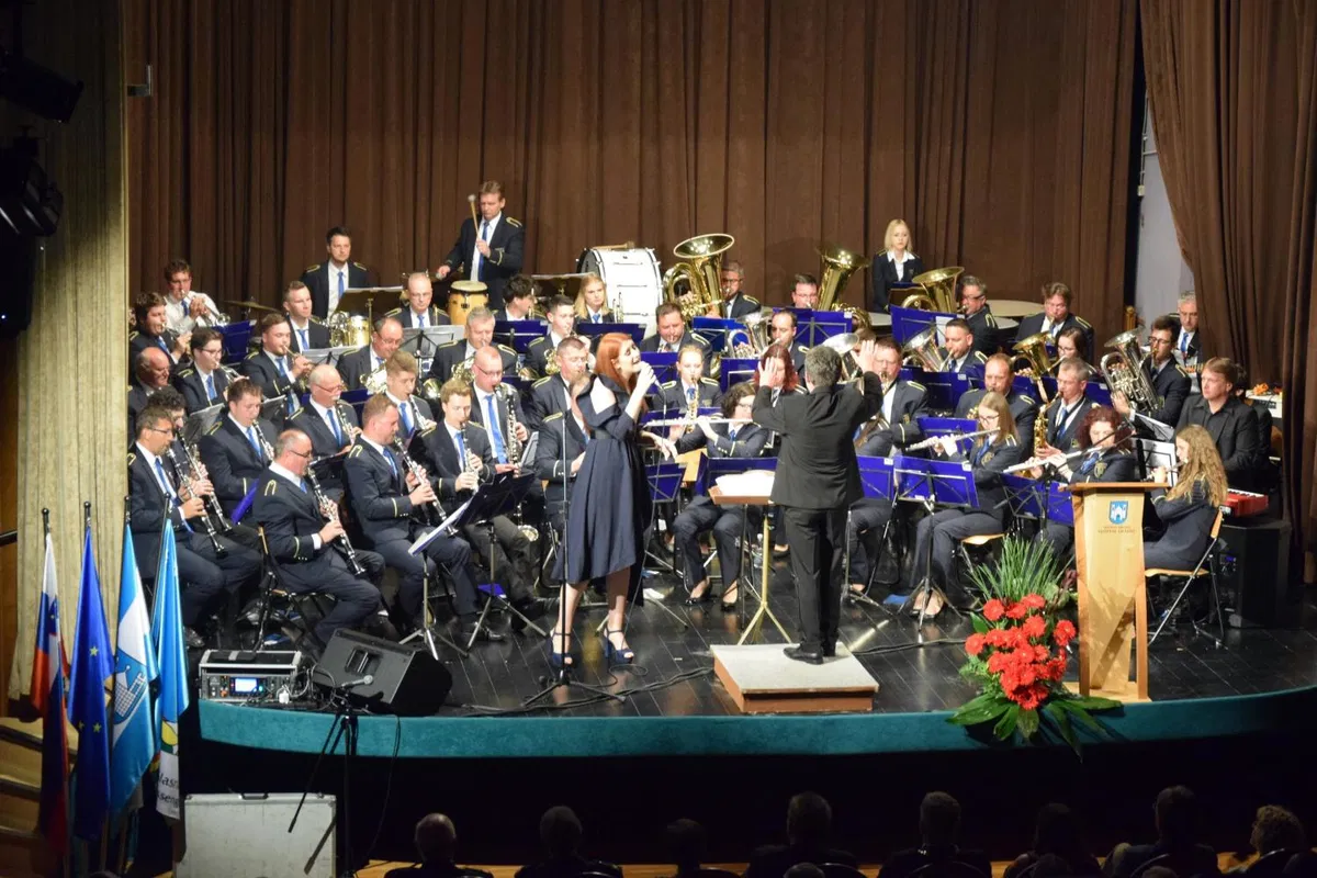 S koncertom Pihalnega orkestra Slovenj Gradec in Evo Boto otvorili Slovenjgraško poletje 2019 (FOTO)