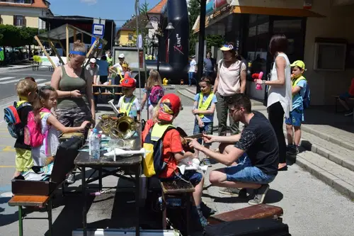 1. virtualni inkluzivni festival "Igraj se z mano" zaživel s Koroško