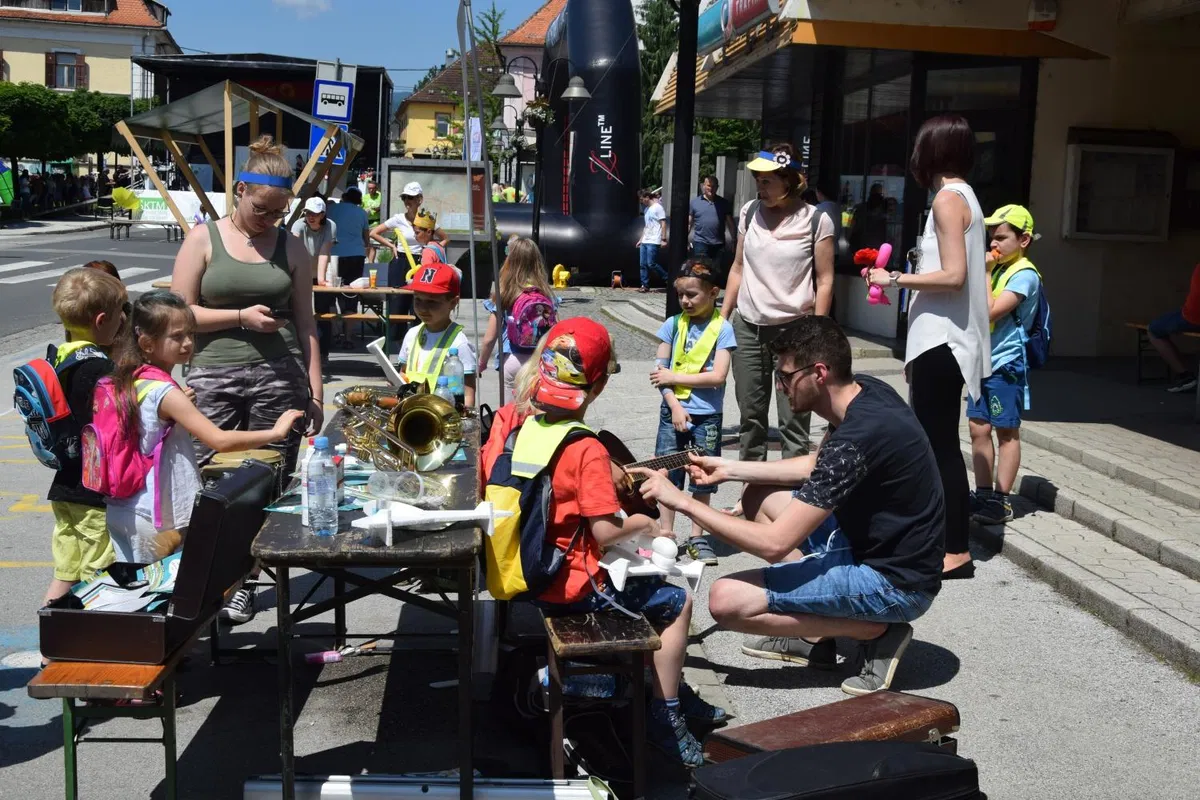 1. virtualni inkluzivni festival "Igraj se z mano" zaživel s Koroško