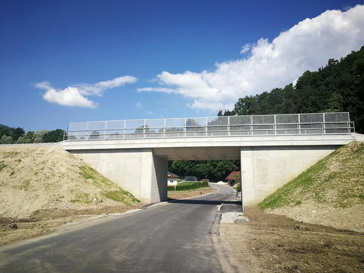 Rekonstrukcija podvoza v Podklancu zaključena