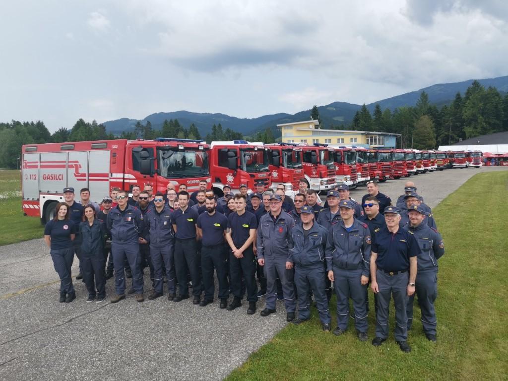 PGD Golavabuka: Prevzem novega gasilskega vozila in praznovanje 90-letnice društva z Modrijani (VIDEO in FOTO)