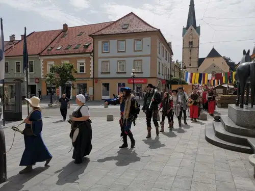 VIDEO in FOTO: S povorko otvorili letošnje Srednjeveške dneve