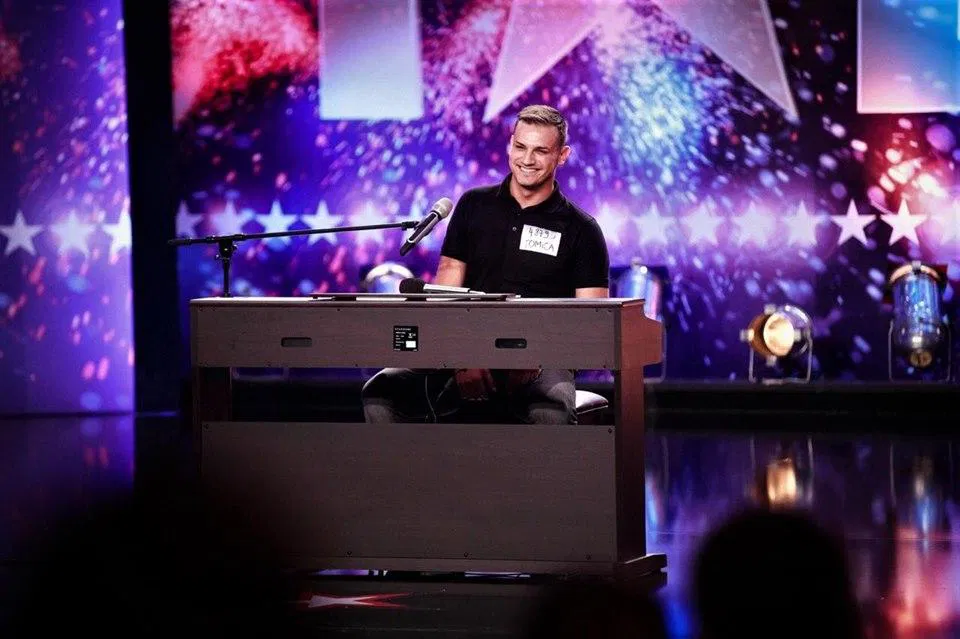 Nagradna igra! Preživite sobotni večer v družbi Tomice Banfića